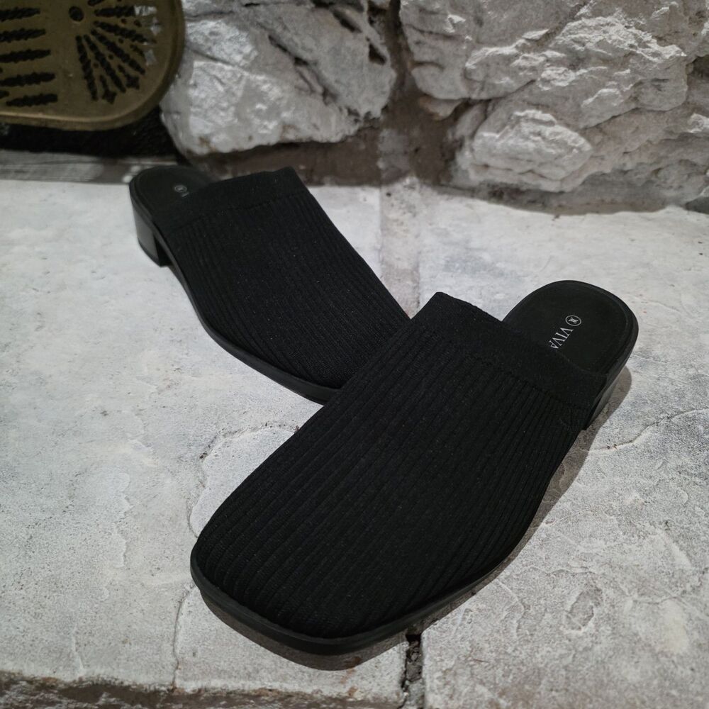 Vivaia Cloud Walker Slip On Square Toe Flats Mules Black Women Sz 39/ 9